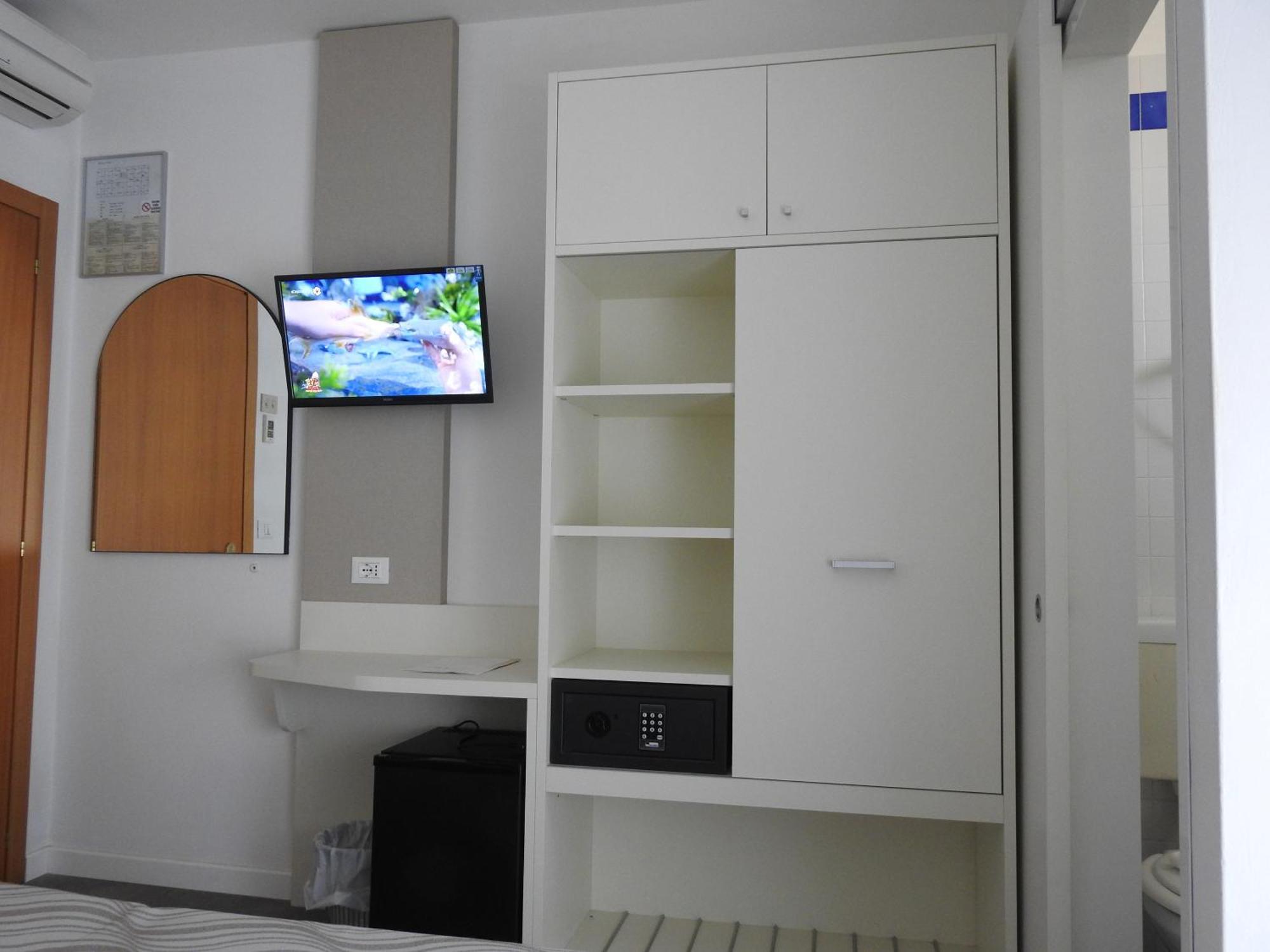 Hotel Villa Candia Λινιάνο Σαμπιαντόρο Εξωτερικό φωτογραφία